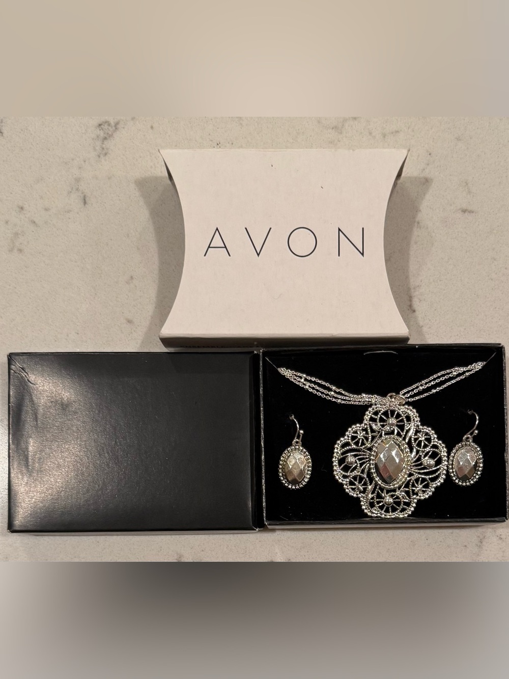 Avon Filigree Necklace Earrings Set In Box Silver Tone
